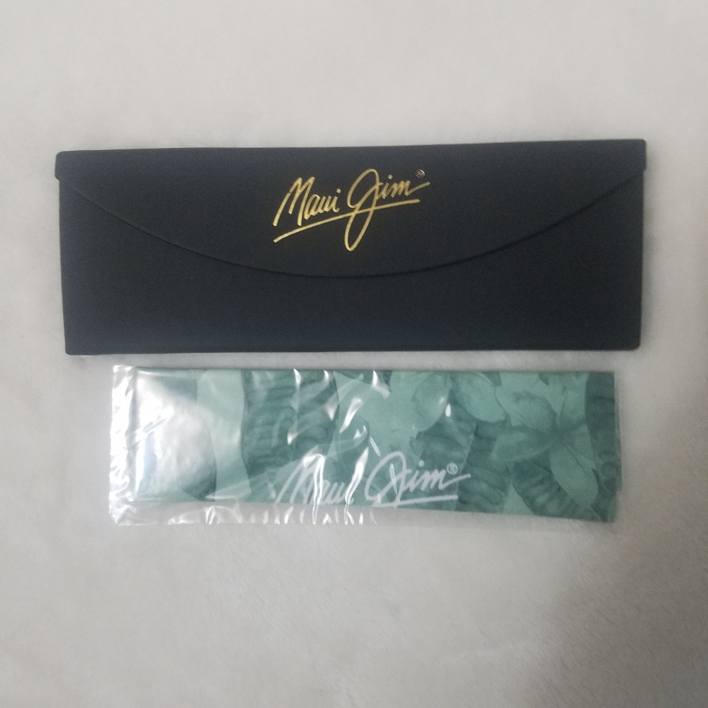 Maui Jim Collapsible Sunglass and Eyewear Case with Microfiber Cloth